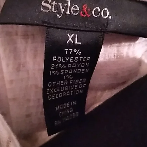 Style & co dressy off-white/cream beige top with 3/4 flaired sleeves, size XL. - Picture 5 of 7